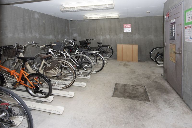 能在自行车车库入住者专用的免费利用。