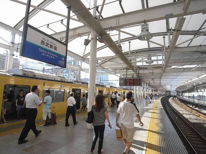 从西武新宿线井荻站到西武新宿站约13分钟