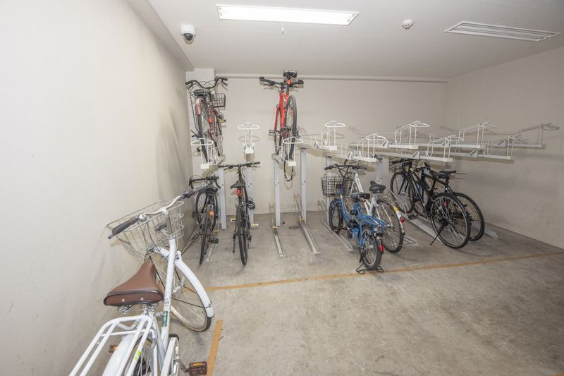 在自行车车库入住者专用的免费可以使用。
