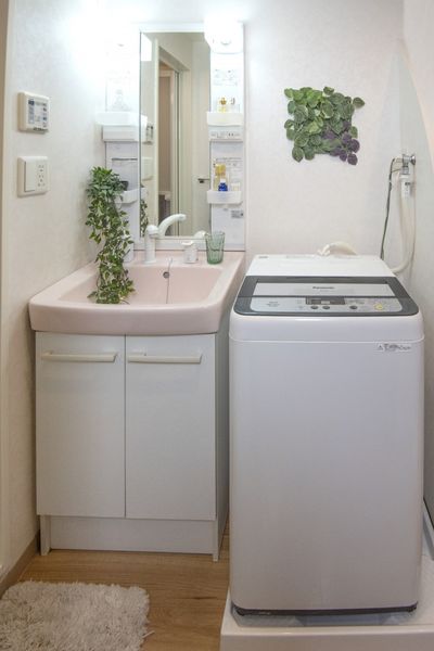 有便于独立卫浴柜每天的打扮的盥洗台。※没除了家具家电以外为样板房有小东西