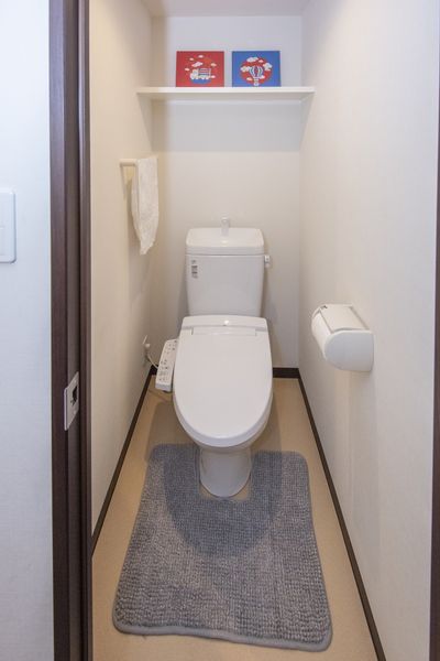厕所(A型)　※是样板房的照片。没有小东西。