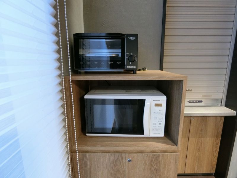食堂共用的微波炉以及电烤箱设置了，免费可以使用。