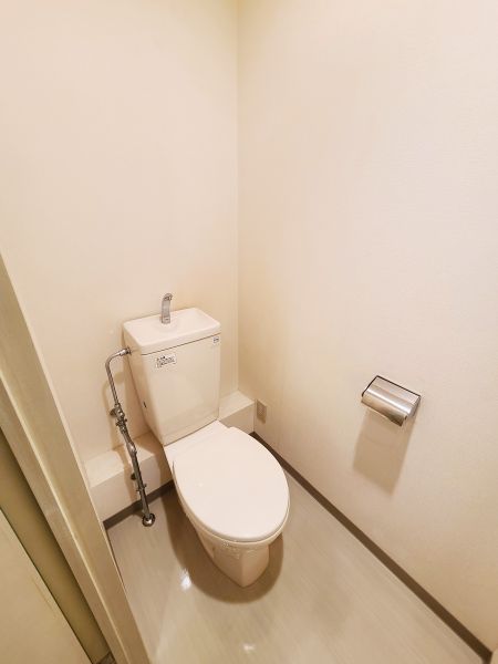 厕所(2K)